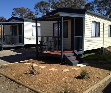Goulburn South Caravan Park Экстерьер фото