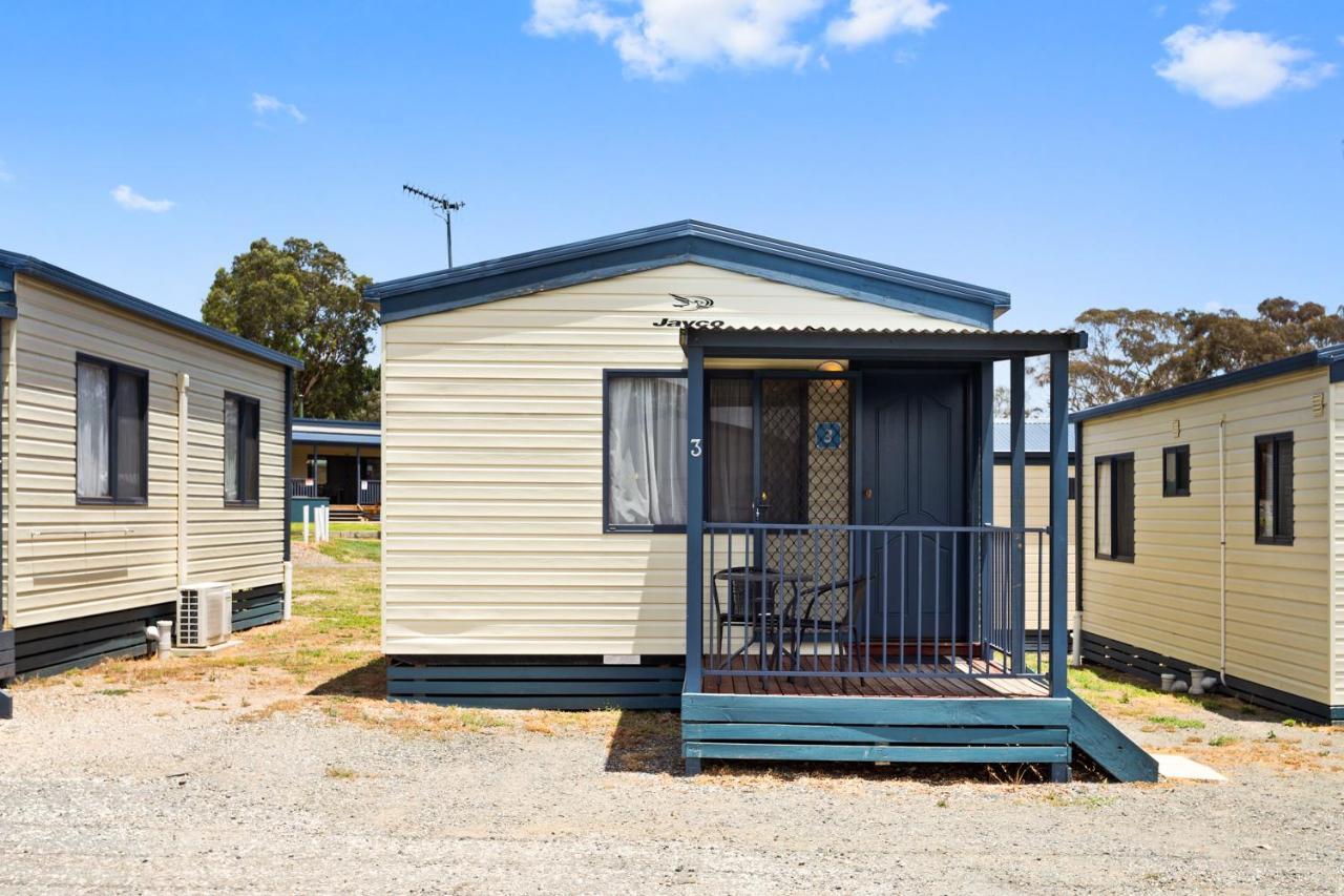 Goulburn South Caravan Park Экстерьер фото